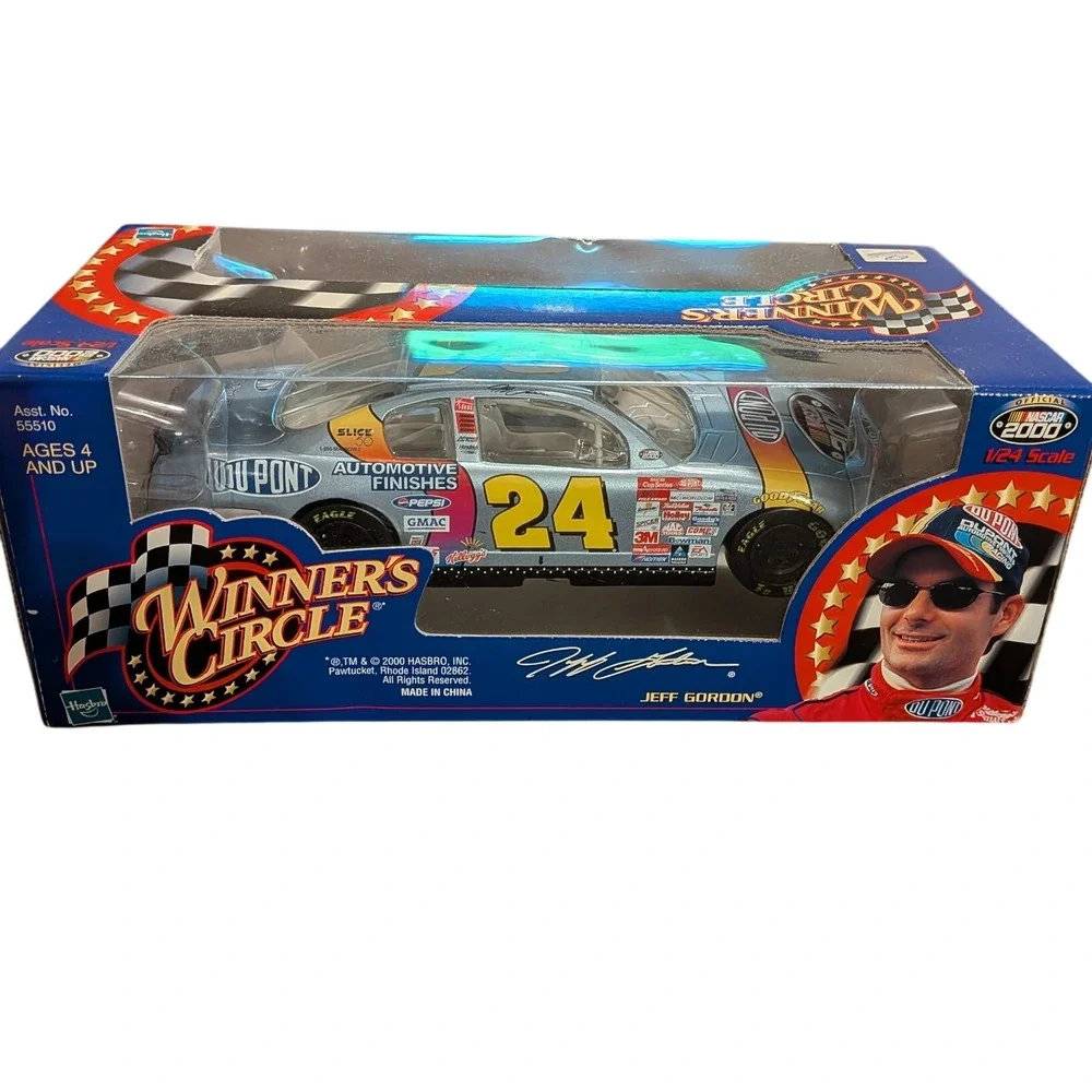 Winner's Circle Jeff Gordon 24 DuPont 2000 Chevrolet Monte Carlo 1/24 Diecast